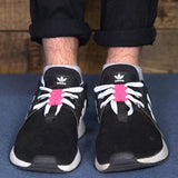 MAGNETIC LACES